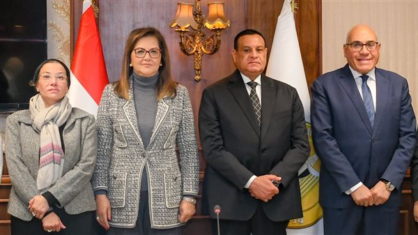 وزراء التخطيط والبيئة