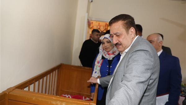 محافظ المنوفية داخل