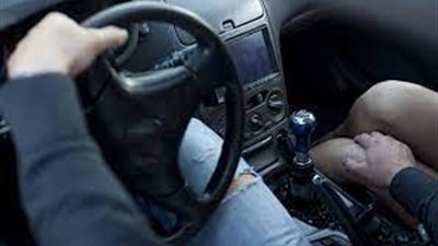 سائق تاكسي يتحرش بسائحة في وسط البلد: لمحتلها لعلاقة وفكرت الموضوع عادي عندها