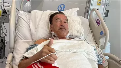 أرنولد شوارزنيجر يشبه نفسه بشخصيته في Terminator بـ تركيبه جهاز تنظيم ضربات القلب