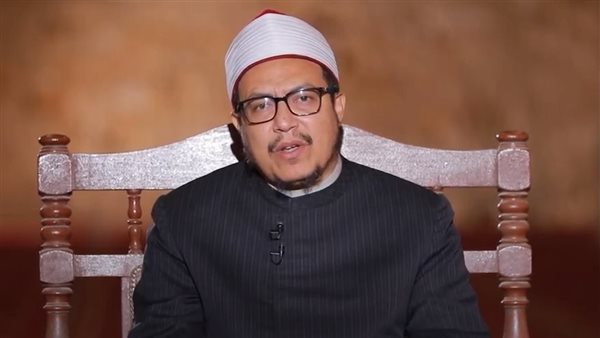  الدكتور هشام الكامل