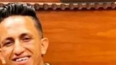 رحلة بحث استمرت 6 أيام متتالية.. العثور على جثمان شاب لقي مصرعه غرقًا بشاطئ النخيل| بث مباشر