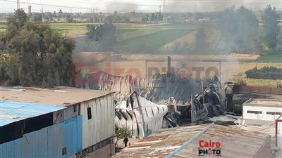 مصدر: مصنع الزيوت المحترق بقويسنا مرخص ولا توجد إصابات بشرية