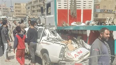 إصابة 3 أشخاص.. تريلا تدهس سيارتين ربع نقل بطريق العامرية في الإسكندرية| بث مباشر 