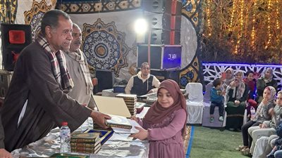الأول حصل على رحلة عمرة.. قرية بالقليوبية تُكرم 250 طفلا من حفظة القرآن الكريم