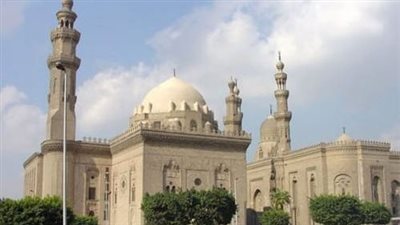 مسؤول مخزن مسجد الإمام الشافعي متهم باختلاس سجاد وموكت بقيمة نصف مليون جنيه| خاص