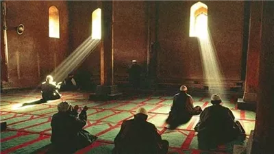 حكم الاعتكاف ومكانه ومدته.. دار الإفتاء توضح التفاصيل