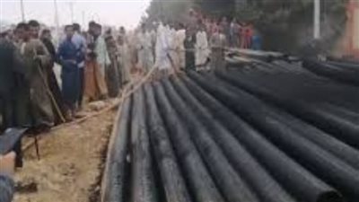 السيطرة على حريق في مواسير الصرف الصحي بإحدى قرى الأقصر | بث مباشر