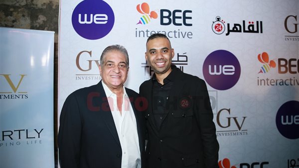 الكاتب الصحفى محمود