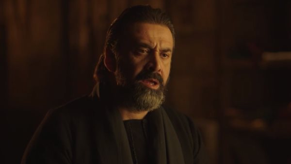 كريم عبد العزيز من