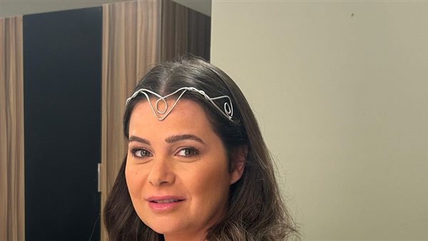 يسرا اللوزي