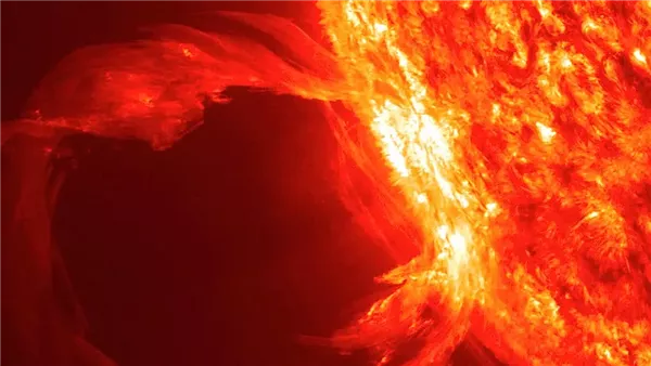 ظاهرة كسوف الشمس