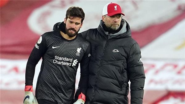 كلوب وأليسون بيكر