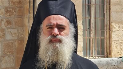 مطران القدس: استهداف رفح سيزيد المآسي.. ولا توجد قوة بالعالم يمكنها تصفية أعدل وأنبل قضية عرفها التاريخ