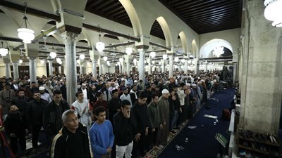 صلاة العشاء والتراويح في الجامع الأزهر| بث مباشر