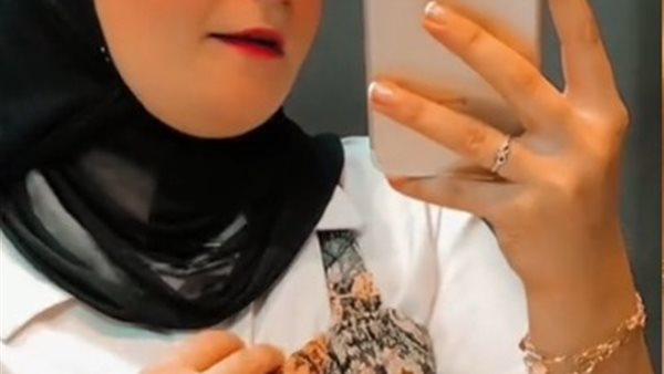 فتاة البراجيل 