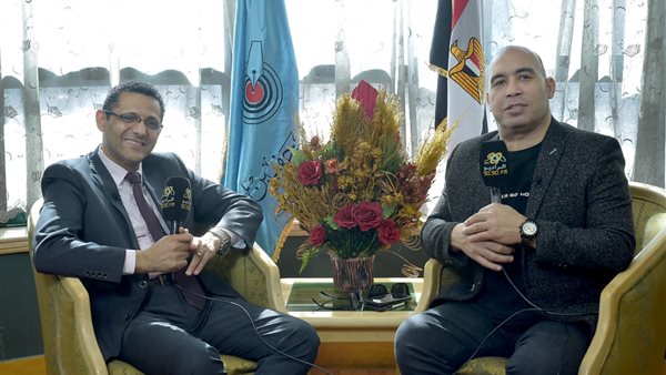 جانب من حوار نقيب