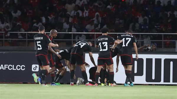 احتفال لاعبي الأهلي