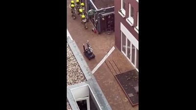 احتجاز رهائن في كافيه وإخلاء جميع المنازل بالمنطقة.. ماذا يحدث في هولندا؟