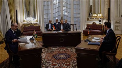 وزراء خارجية مصر والأردن وفرنسا يعقدون مباحثات ثلاثية حول الأوضاع في غزة