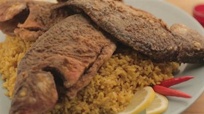 طريقة عمل رز السمك البني للمبتدئات في المطبخ.. 3 وصفات سواحلي 