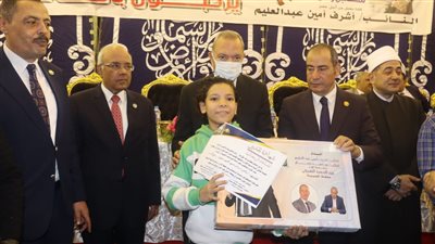 بالنسخة الأكبر في تاريخ المسابقات.. تكريم حفظة القرآن الكريم بشبرا الخيمة