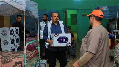 دايما على بالي.. المصرية للاتصالات وصناع الخير يصلان بكراتين رمضان للمقيمين بمستعمرة الجزام لأبو زعبل