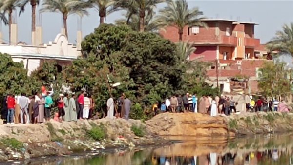 انهيار جسر ترعة