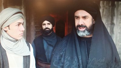 مسلسل الحشاشين الحلقة 21.. زيد بن سيحون يغوي نجل حسن الصباح بالخمر 