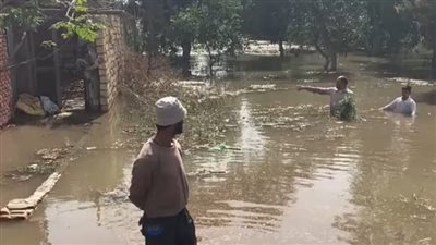 قطع المياه عن السويس بالكامل بعد انهيار جسر على ترعة الإسماعيلية.. والأهالي: تعب عمرنا راح | بث مباشر