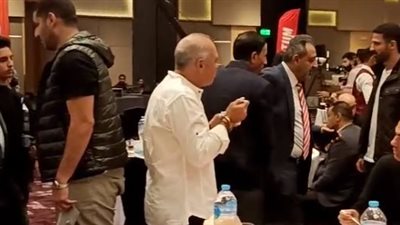 مجدي عبد الغني وربيع ياسين أبرزهم.. نجوم ولاعبو مصر القدامى يجتمعون في إفطار رمضاني | بث مباشر 