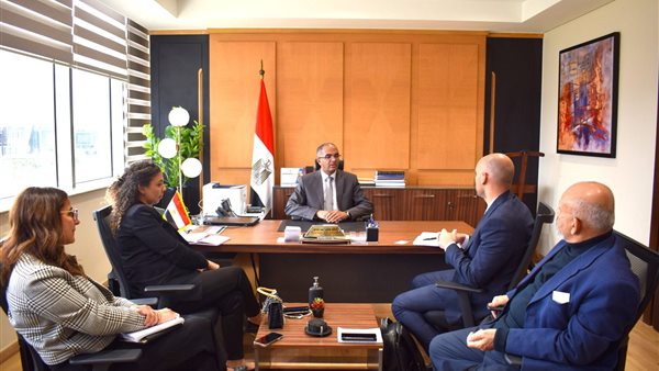 ممثلو البنك الأوروبي