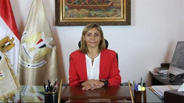 وزيرة الثقافة