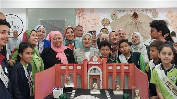 جانب من أنشطة الطلاب