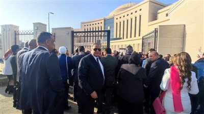 توافد النواب على مقر البرلمان بالعاصمة الإدارية لحضور جلسة أداء السيسي اليمين الدستورية | صور