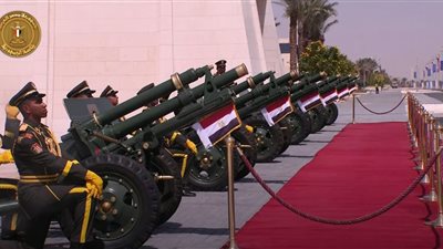 المدفعية تطلق 21 طلقة احتفالا بولاية الرئيس السيسي الجديدة