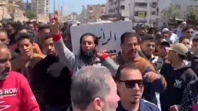 أهالي بورسعيد يشيعون جنازة آخر ضحايا حادث دهس السيارة الطائشة | بث مباشر