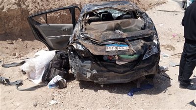 مصرع طفلة وإصابة والديها وشقيقيها إثر حادث في قنا| أسماء وصور