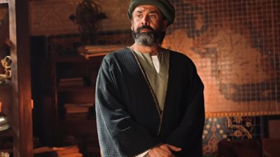 نوارة نجم تشيد بمسلسل الحشاشين: كل مشهد قطعة فنية