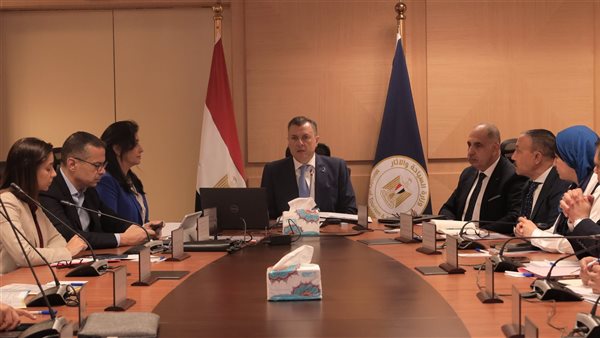 وزير السياحة 