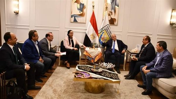 اجتماع محافظ جنوب