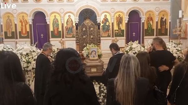 جنازة والدة سيرين