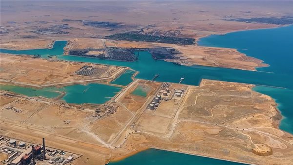 ميناء العين السخنة