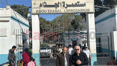 أشرف زكي يدعو الفنانين للتبرع لـ مستعمرة الجذام: هناك ناس تستحق