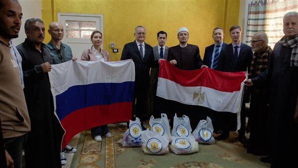 السفير الروسي يتوسط