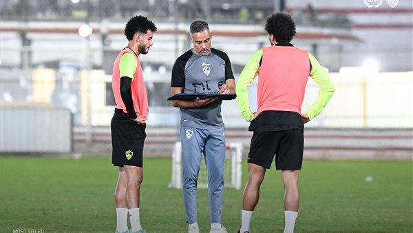 جوميز مع لاعبي الزمالك