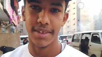 قصة كفاح طالب يمني يبيع المأكولات اليمنية بشوارع القاهرة: كنت الأول في الثانوية العامة على اليمن.. وبشتغل علشان أكمل تعليمي | بث مباشر