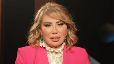 إيناس الدغيدي: محمود حميدة فنان زيادة عن اللزوم.. ومعندوش حياة تانية غير الفن