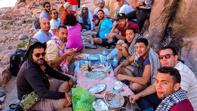 مع الأجواء الحارة.. انتعاشة سياحية بمدينة سانت كاترين