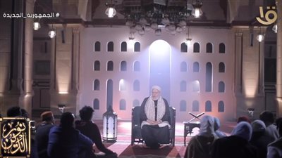 ما حكم الخلوة بين ولد وبنت في الميتافيرس؟.. علي جمعة يجيب